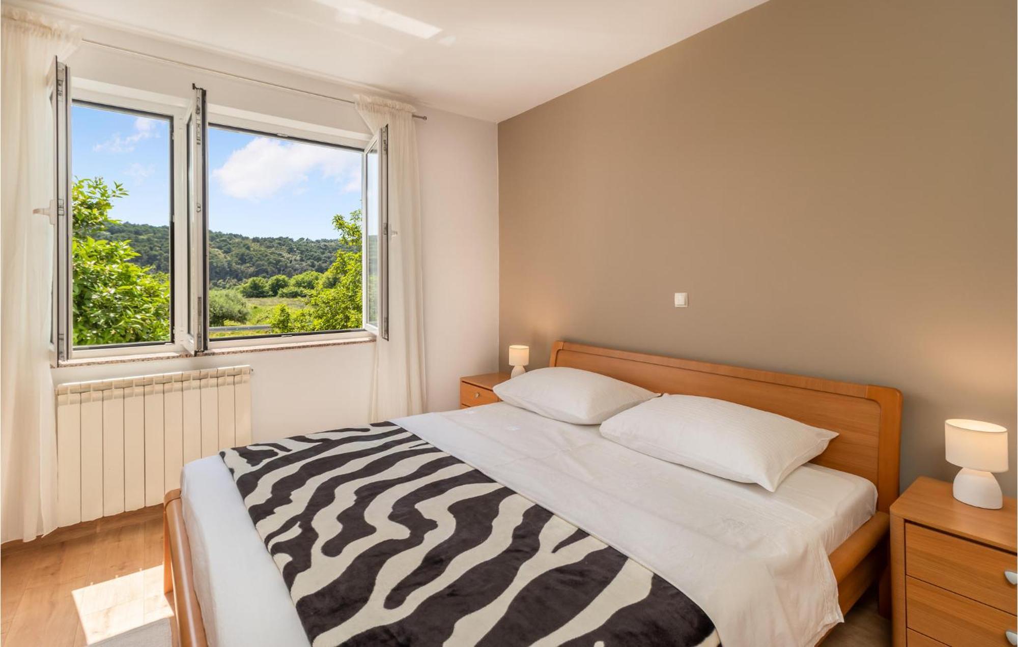 1 Bedroom Awesome Apartment In Kampor Exterior photo